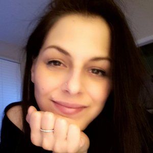 Meet your Posher, Deana